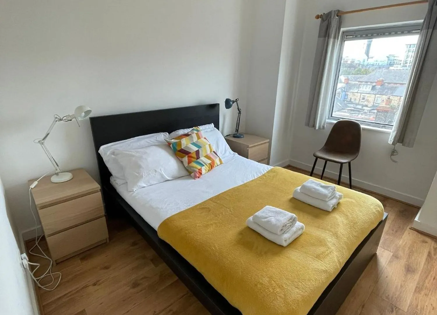 Spacious 3-Bed Apt In Dublin Center 0*,