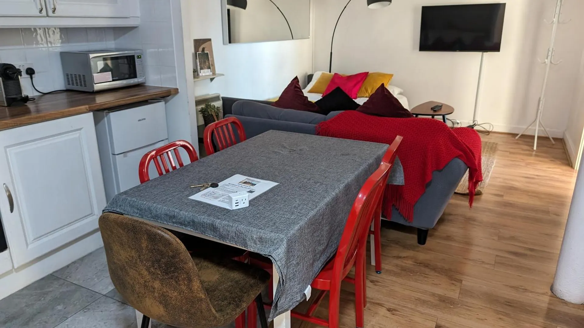 Spacious 3-Bed Apt In Dublin Center شقة
