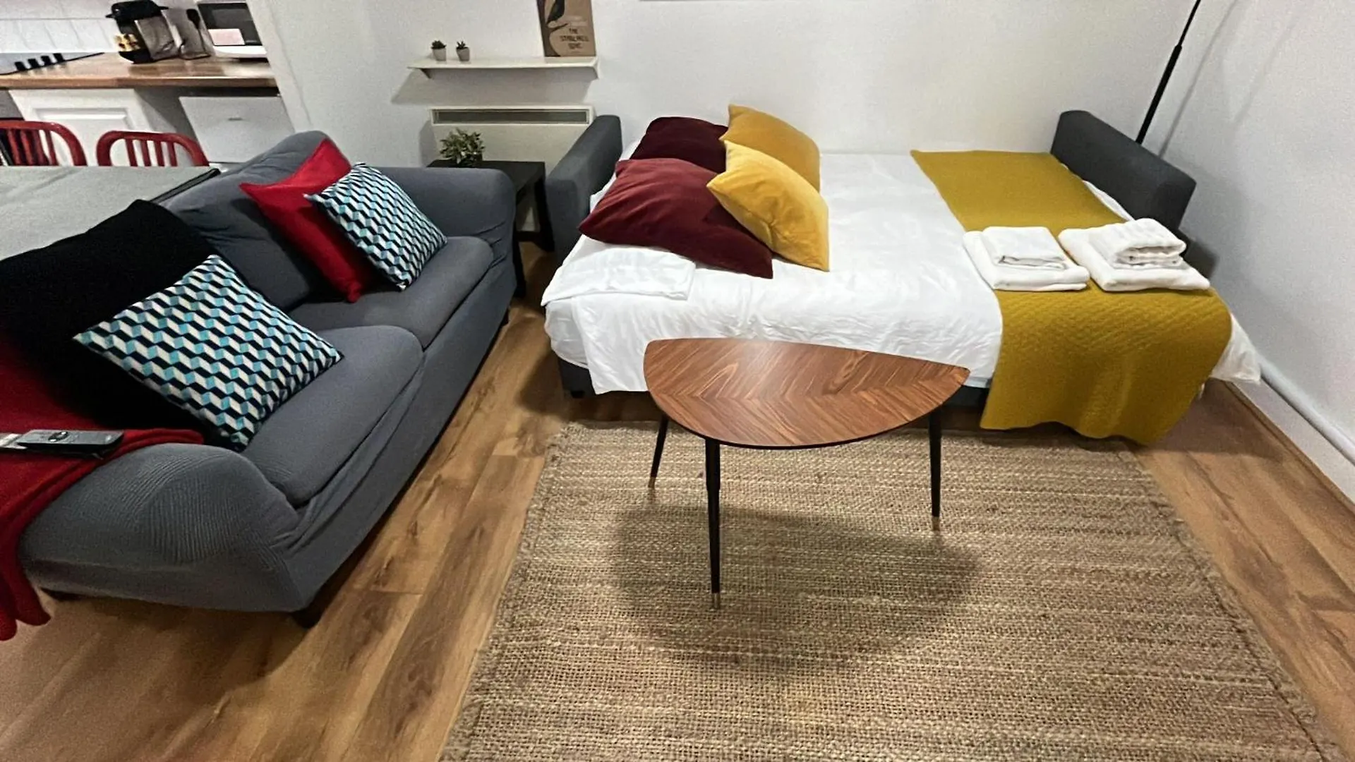 Spacious 3-Bed Apt In Dublin Center شقة